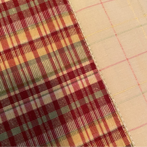 Top Ruffle Pocket Valance - Picture 2 of 6